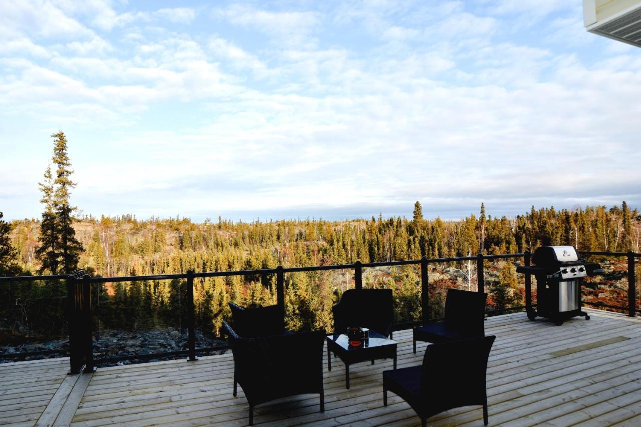 Aurora Guest House Yellowknife Exteriör bild